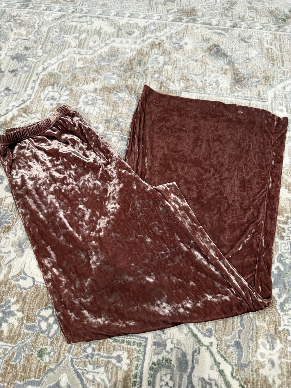 Elizabeth and James Wide Leg Crushed Velvet Lounge Pants Brown Shimmer Medium